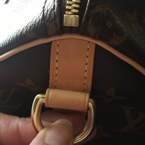 🌼SOLD🌼 Speedy 25 Bandouliere - Picture 3 of 13